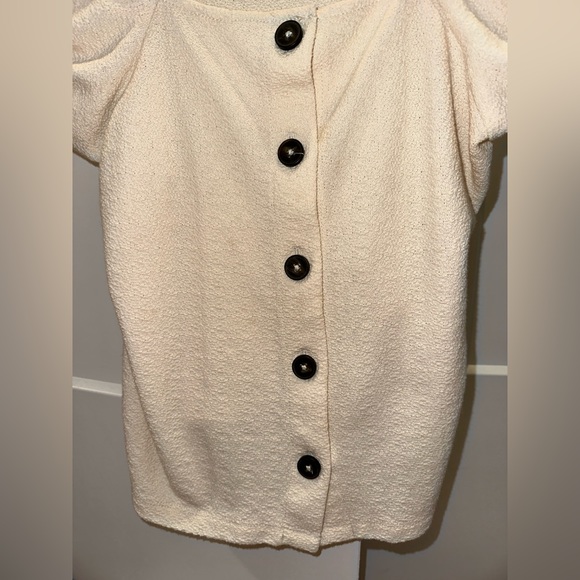 Madewell, size small, off the shoulder button shirt. Super cute, comfy, great c - Picture 3 of 7